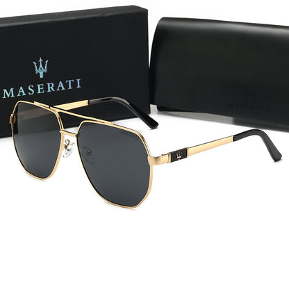 Kacamata Hitam Maserati Quattroporte
