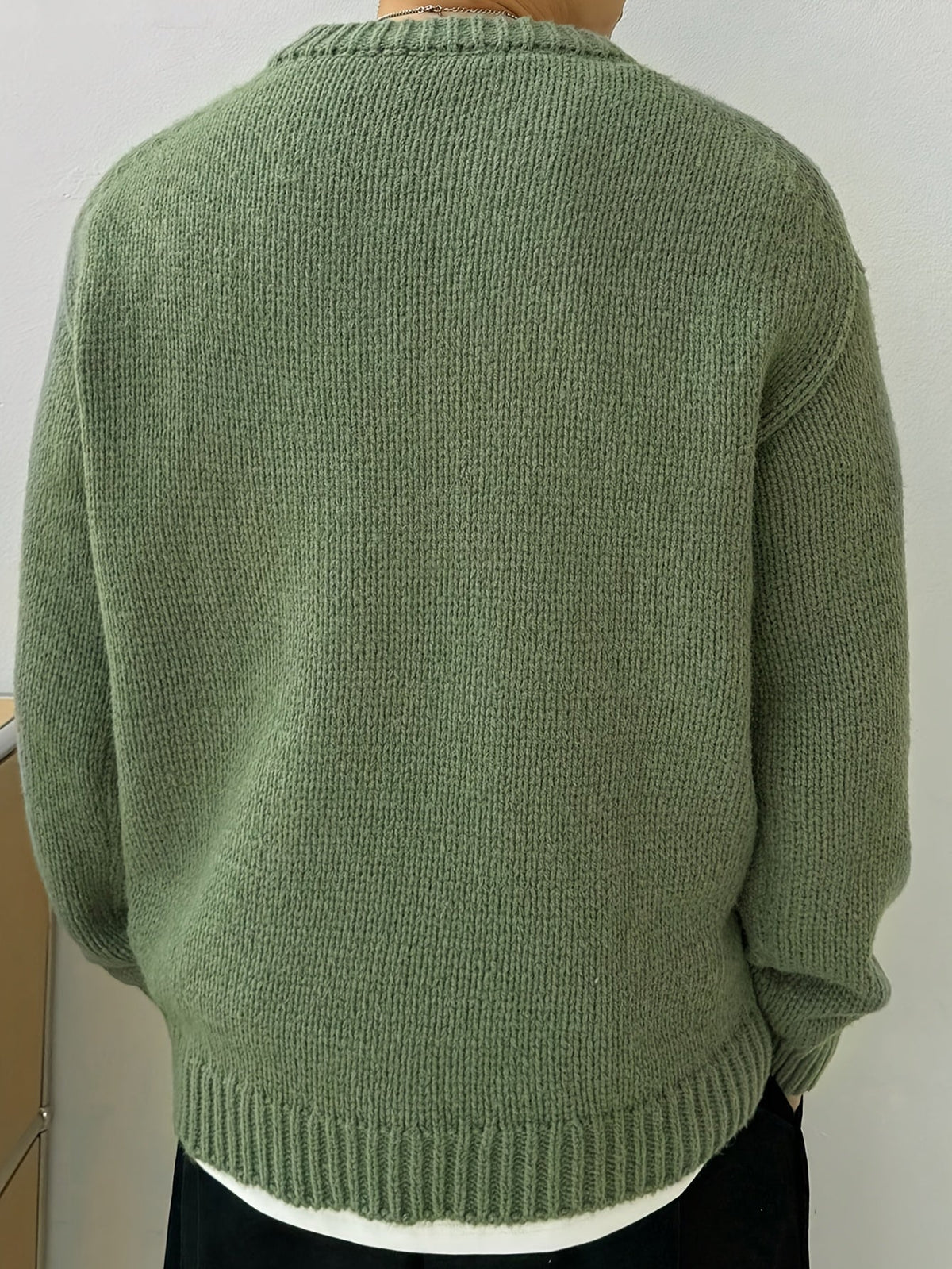 Teksturowany oversize’owy sweter z dzianiny z okrągłym dekoltem