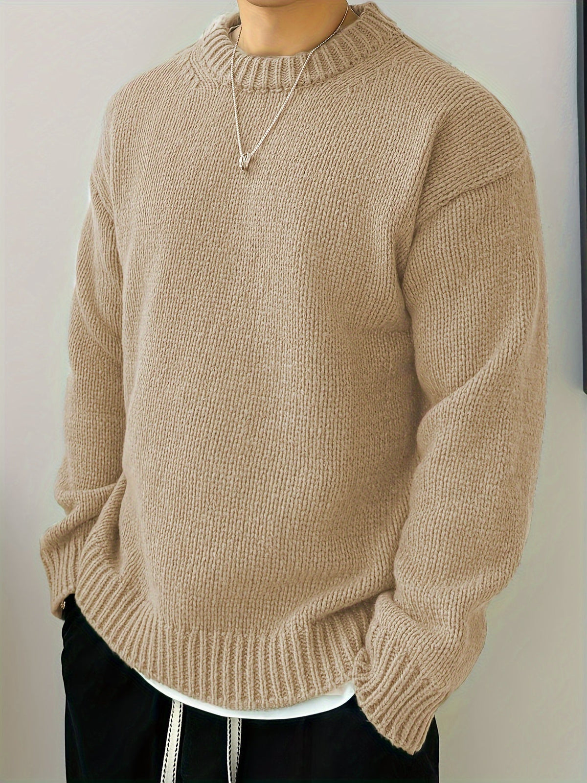 Teksturowany oversize’owy sweter z dzianiny z okrągłym dekoltem