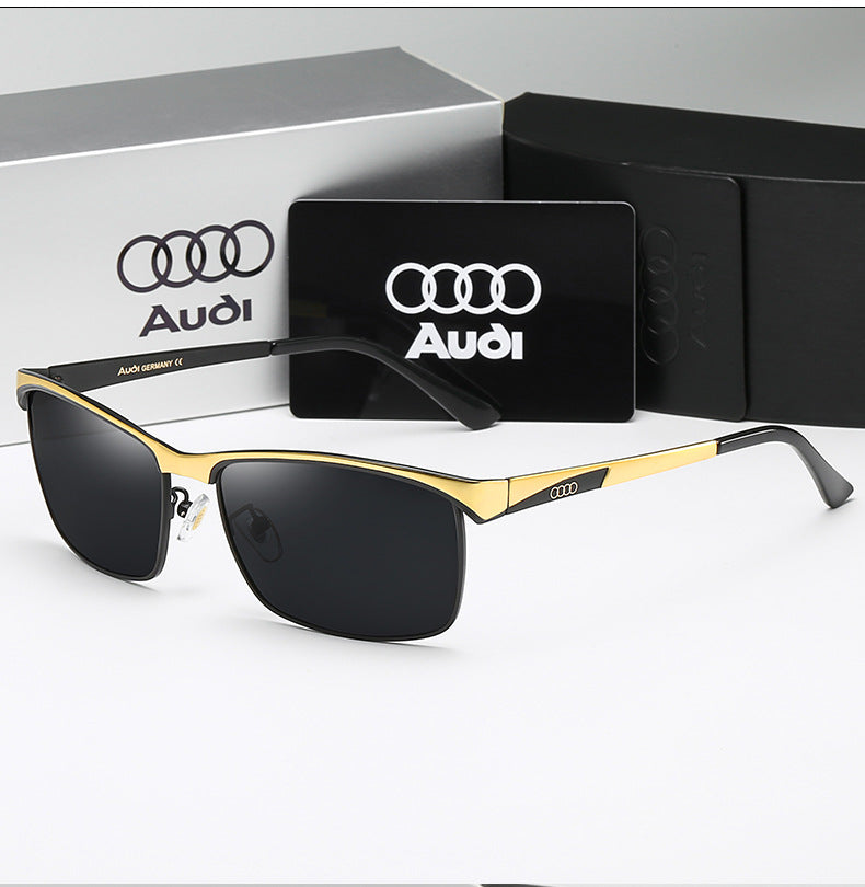 Kacamata hitam Audi A7