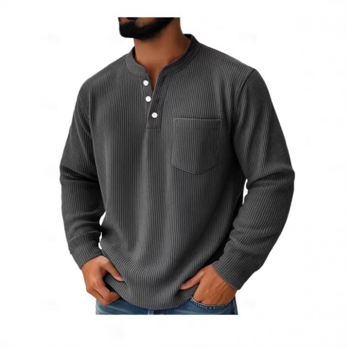 Henleytröja för herr i våffelstickning med bröstficka