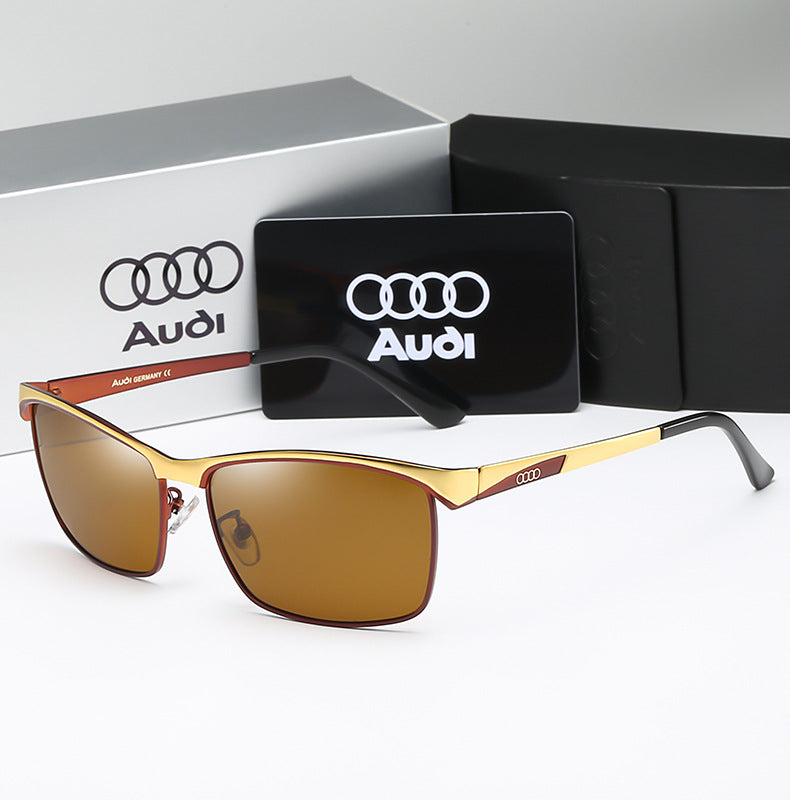 Kacamata hitam Audi A7