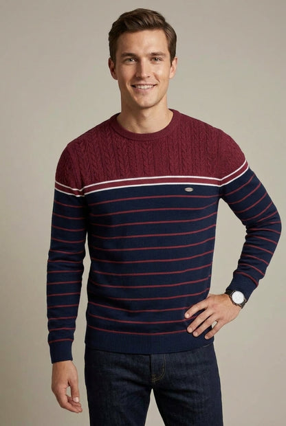 Herrenpullover mit Rundhalsausschnitt und Streifen